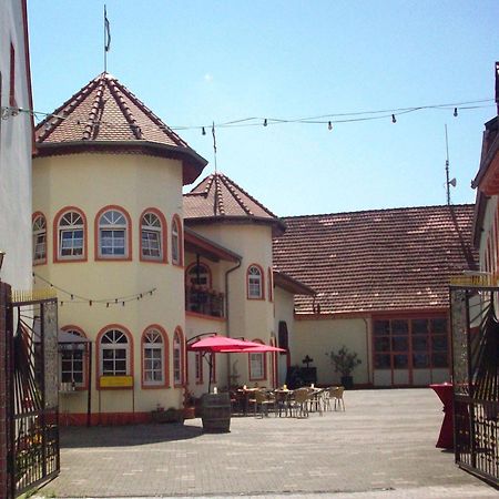Weinschloesschen Im Weingut Roos Otel Ilbesheim Dış mekan fotoğraf