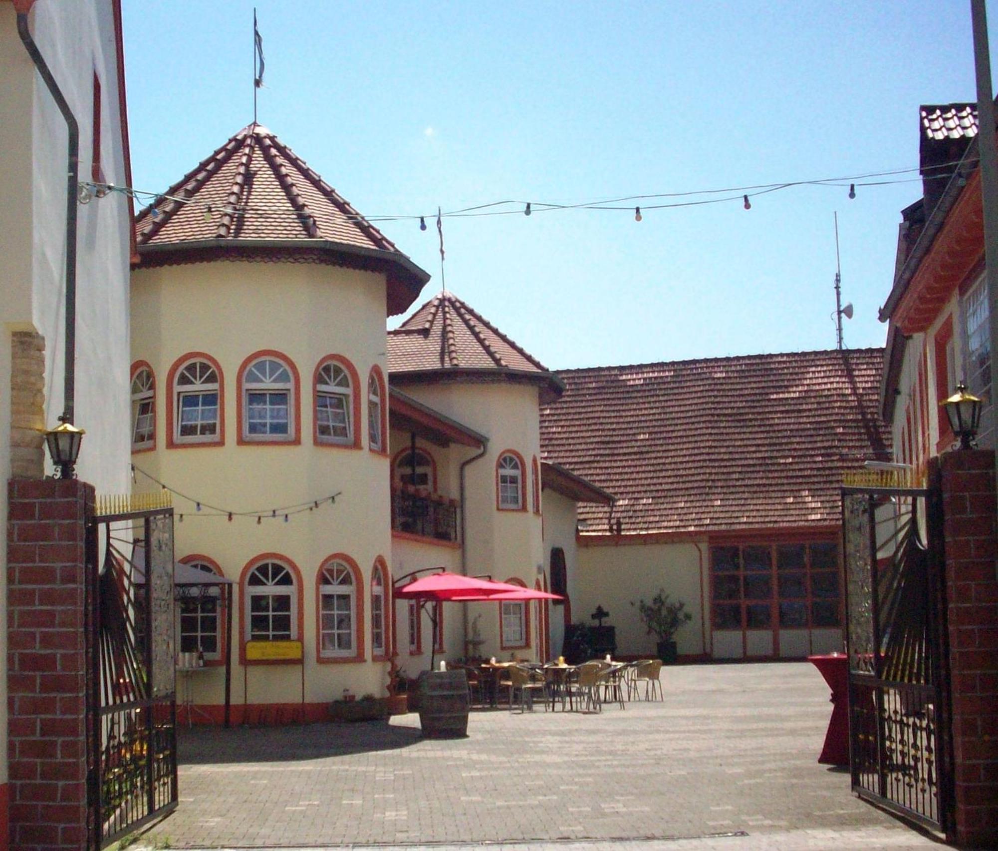 Weinschloesschen Im Weingut Roos Otel Ilbesheim Dış mekan fotoğraf